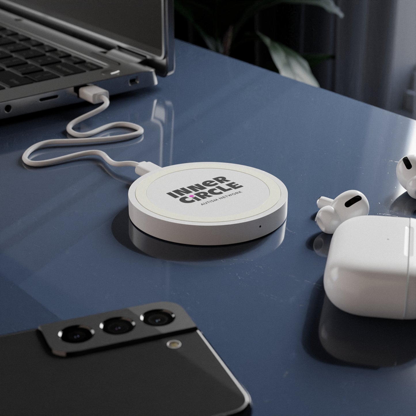 Quake Wireless Charging Pad - Retro
